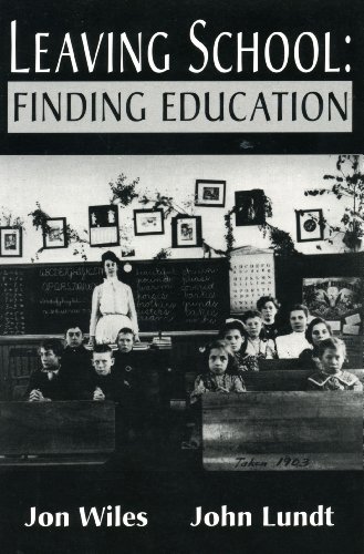 Imagen de archivo de Leaving School: Finding Education a la venta por cornacres