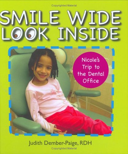 Beispielbild fr Smile Wide Look Inside zum Verkauf von Wonder Book