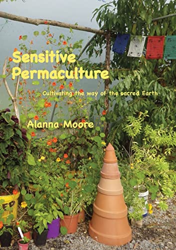 Imagen de archivo de Sensitive Permaculture a la venta por ThriftBooks-Dallas