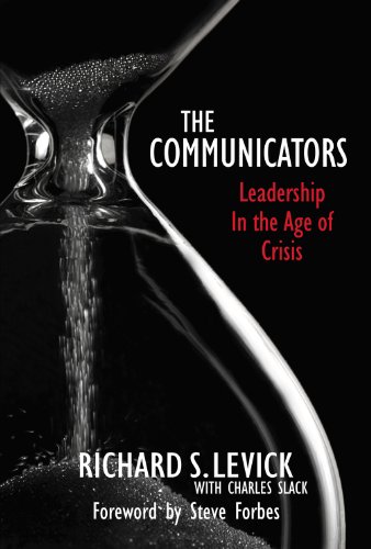 Imagen de archivo de The Communicators: Leadership in the Age of Crisis a la venta por Open Books