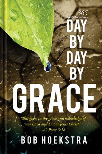 Immagine stock per Day By Day By Grace (365 Daily Devotions)