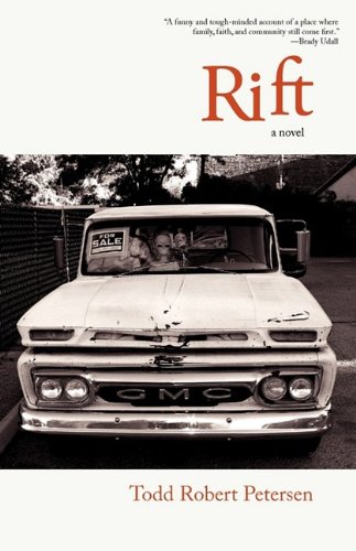 Imagen de archivo de Rift a la venta por Jenson Books Inc