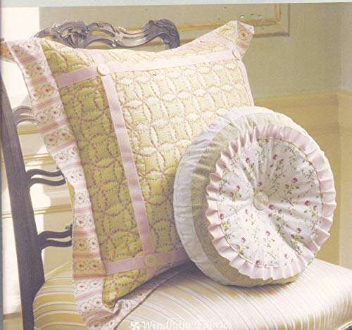 Stock image for Anna Griffin Elegant Stitching: Sewing Patterns for Beautiful Quilts, Decorative Pillows and Stylish Handbags for sale by Half Price Books Inc.