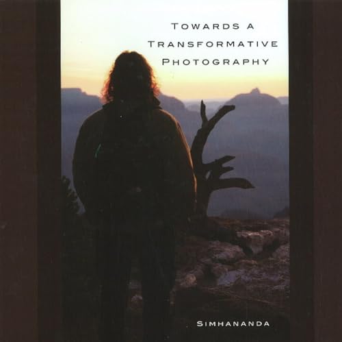 Beispielbild fr Towards a Transformative Photography zum Verkauf von 3rd St. Books
