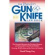 Beispielbild fr The Traveler's Gun & Knife Law Book zum Verkauf von Wonder Book