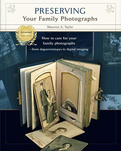 9780984845033: Preserving Your Family Photographs: International Edition