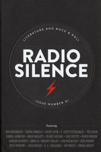 Imagen de archivo de Radio Silence a la venta por Wonder Book