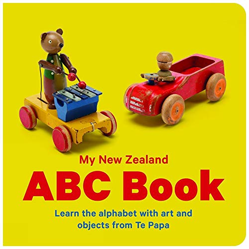 Beispielbild fr My New Zealand ABC Book: Learn the alphabet with art and objects from Te Papa (Te Papa Board Books) zum Verkauf von WorldofBooks