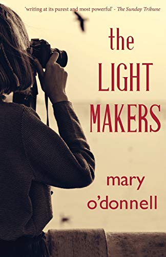 Beispielbild fr The Light Makers zum Verkauf von WorldofBooks