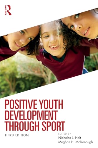 Imagen de archivo de Positive Youth Development through Sport a la venta por California Books
