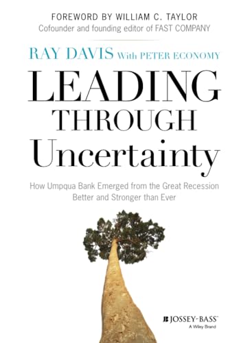 Beispielbild fr Leading Through Uncertainty zum Verkauf von SecondSale