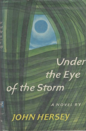 Imagen de archivo de Under the Eye of the Storm a la venta por Better World Books