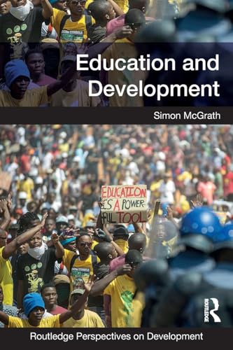 9781138211285: Education and Development (Routledge Perspectives on Development)