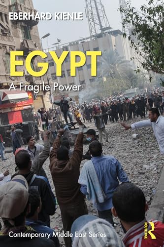 Imagen de archivo de Egypt: A Fragile Power a la venta por Blackwell's