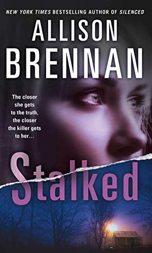 Beispielbild fr Stalked (Lucy Kincaid Novels, 5) zum Verkauf von Wonder Book