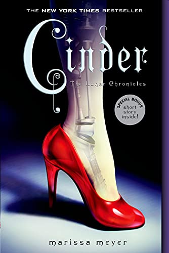 Stock image for Cinder: Book One of the Lunar Chronicles for sale by Half Price Books Inc.