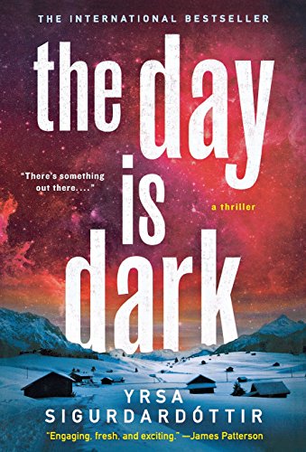 Imagen de archivo de The Day Is Dark : A Thriller a la venta por Better World Books