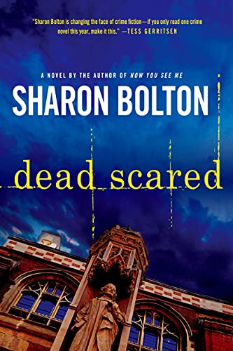 9781250022561: Dead Scared: A Lacey Flint Novel: 2 (Lacey Flint Novels)