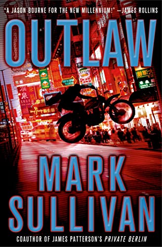 Beispielbild für Outlaw: A Robin Monarch Novel (Robin Monarch Thrillers) zum Verkauf von Discover Books