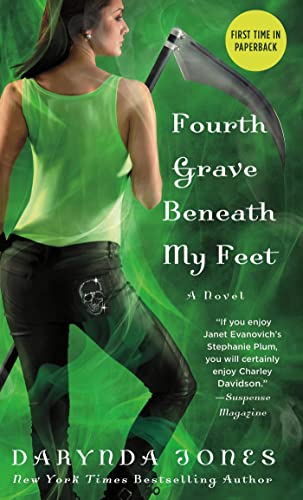 Beispielbild fr Fourth Grave Beneath My Feet (Charley Davidson Series) zum Verkauf von Half Price Books Inc.