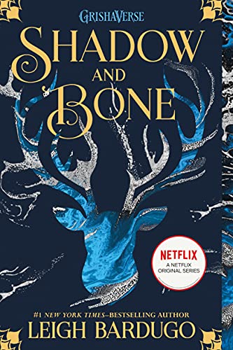 9781250027436: Shadow and Bone (Grisha Trilogy) [Immagine di copertina assortita]: 1