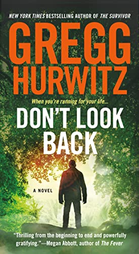 Beispielbild fr Don't Look Back : A Novel zum Verkauf von Better World Books