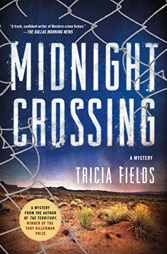 Beispielbild fr Midnight Crossing : A Mystery zum Verkauf von Better World Books