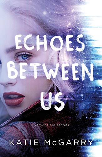 Imagen de archivo de Echoes Between Us a la venta por ThriftBooks-Atlanta