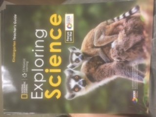 Imagen de archivo de Exploring Science - Kindergarten Teacher's Guide a la venta por ThriftBooks-Atlanta