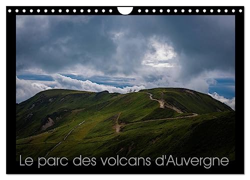 Stock image for Le parc des volcans d'Auvergne (Calendrier mural 2025 DIN A4 vertical), CALVENDO calendrier mensuel for sale by BuchWeltWeit Ludwig Meier e.K.