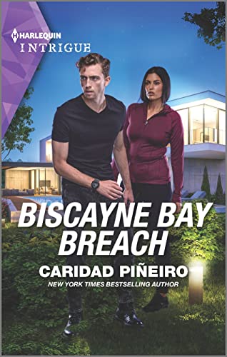 9781335582430: Biscayne Bay Breach (Harlequin Intrigue: South Beach Security)