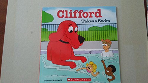 Imagen de archivo de Clifford Takes a Swim a la venta por Gulf Coast Books