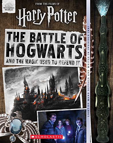 Imagen de archivo de The Battle of Hogwarts and the Magic Used to Defend It (Harry Potter) a la venta por SecondSale