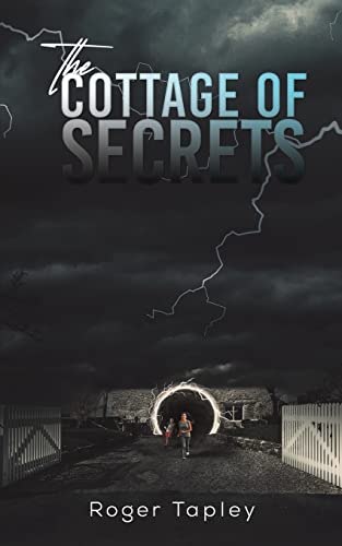 9781398428287: The Cottage of Secrets