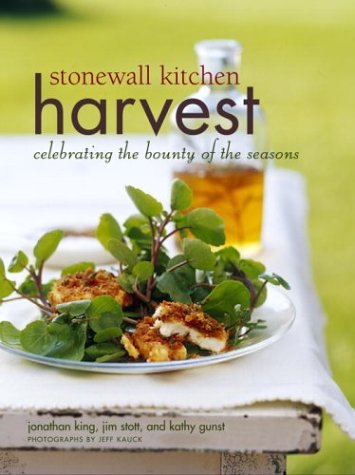 9781400050772: Stonewall Kitchen Harvest: Celebrating the Bounty of the Seasons