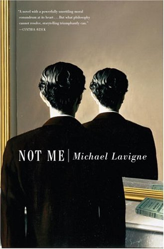 9781400063116: Not Me: A Novel