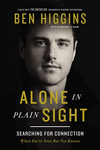 Beispielbild fr Alone in Plain Sight: Searching for Connection When You're Seen But Not Known zum Verkauf von ThriftBooks-Dallas