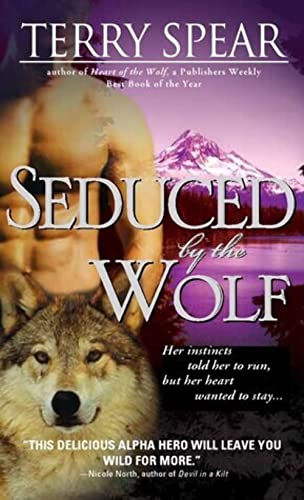 Beispielbild fr Seduced by the Wolf (Heart of the Wolf, Book 5) zum Verkauf von Wonder Book