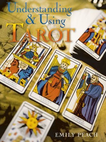 Imagen de archivo de Understanding & Using Tarot a la venta por SecondSale