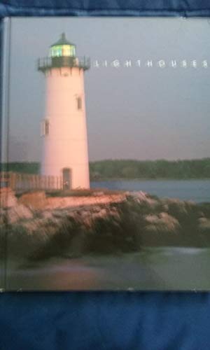 Imagen de archivo de Lighthouses a la venta por Better World Books