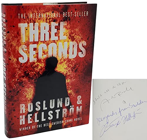 Imagen de archivo de Three Seconds a la venta por ThriftBooks-Atlanta