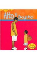 Imagen de archivo de Alto Y Bajito / Tall and Short (Heinemann Lee Y Aprende/Heinemann Read and Learn (Spanish)) (Spanish Edition) a la venta por HPB-Ruby