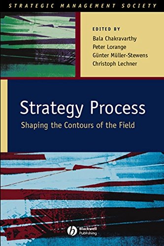 Stock image for Strategy Process : Shaping the Contours of the Field for sale by Better World Books