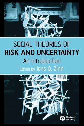 Imagen de archivo de Social Theories of Risk and Uncertainty a la venta por Blackwell's