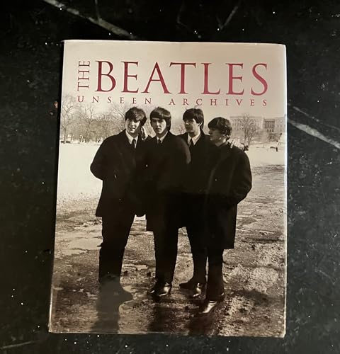 9781405407168: The Beatles: Unseen Archives