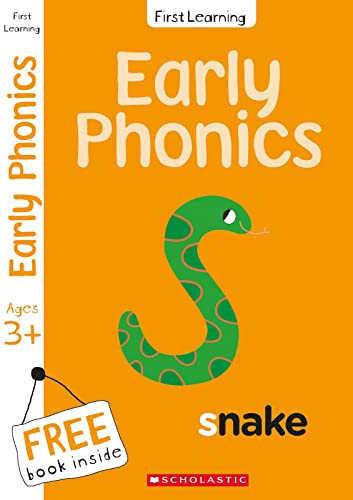 Beispielbild fr Phonics workbook for Ages 3-5 (Book 1): This preschool activity book includes a free mini-book and rewards certificate (Scholastic First Learning) zum Verkauf von WorldofBooks