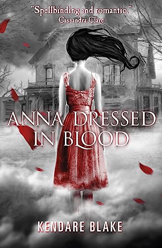 Imagen de archivo de Anna Dressed in Blood a la venta por AwesomeBooks