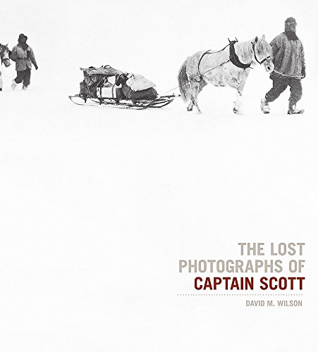 9781408703007: The Lost Photographs Of Captain Scott [Lingua Inglese]