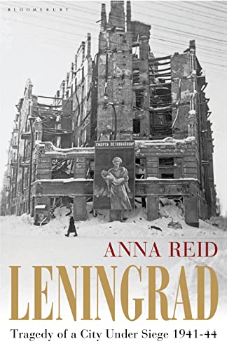 Imagen de archivo de Leningrad: Tragedy of a City Under Siege, 1941-44 a la venta por Browse Awhile Books