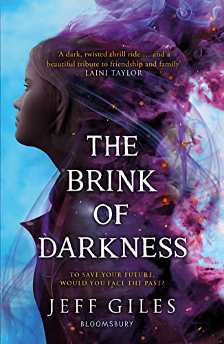 9781408886342: The Brink of Darkness (The Edge of Everything)